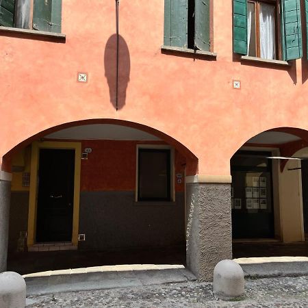 Appartamento Ai Portici Di Via Savonarola Padova Exterior photo